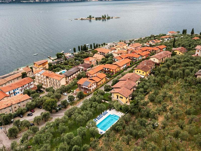 Appartamenti Elisabeth Brenzone sul Garda Luaran gambar